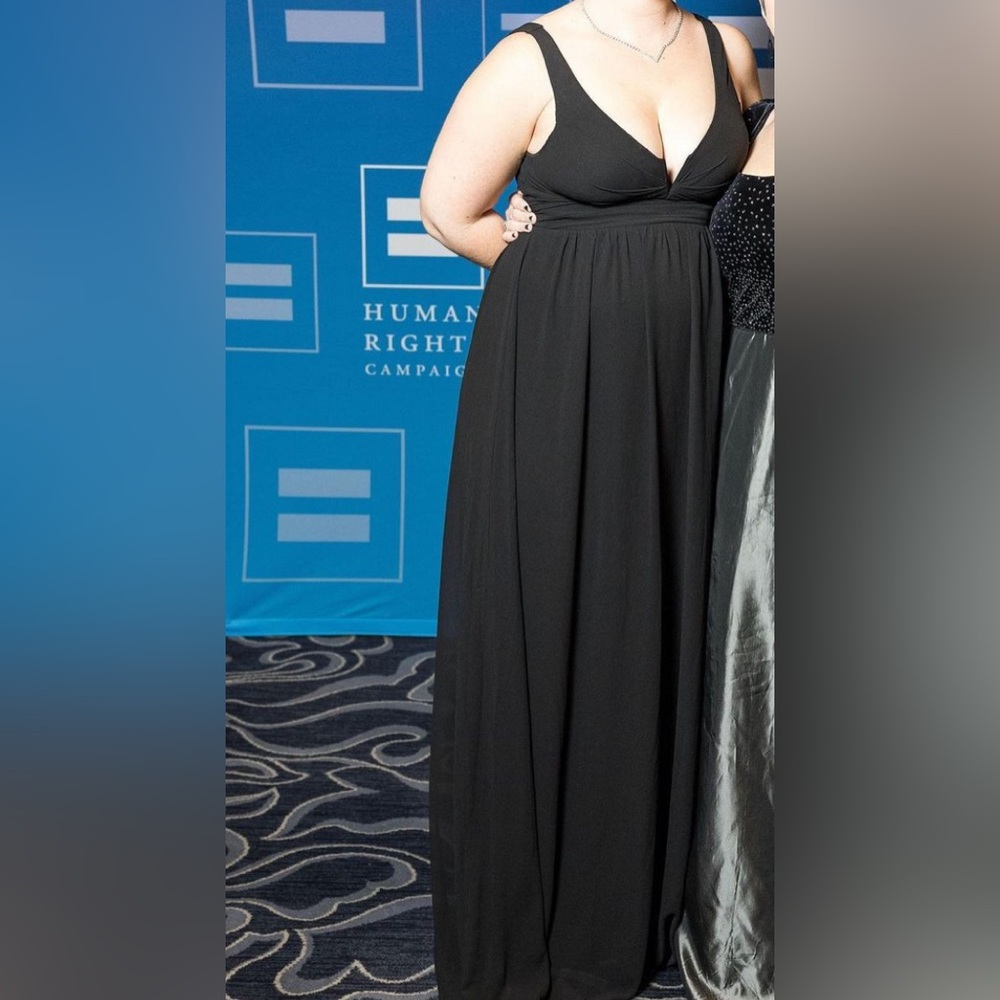 Lulu’s Black Gown V Neck, Large. Worn once